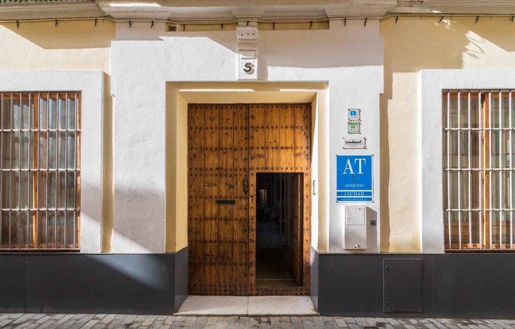 La Casa Del Conde De Gelves Apartments Sevilla Eksteriør bilde